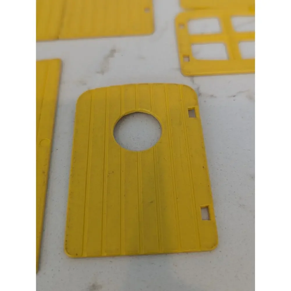Lego Yellow Doors Different Sizes Replacements 11pc